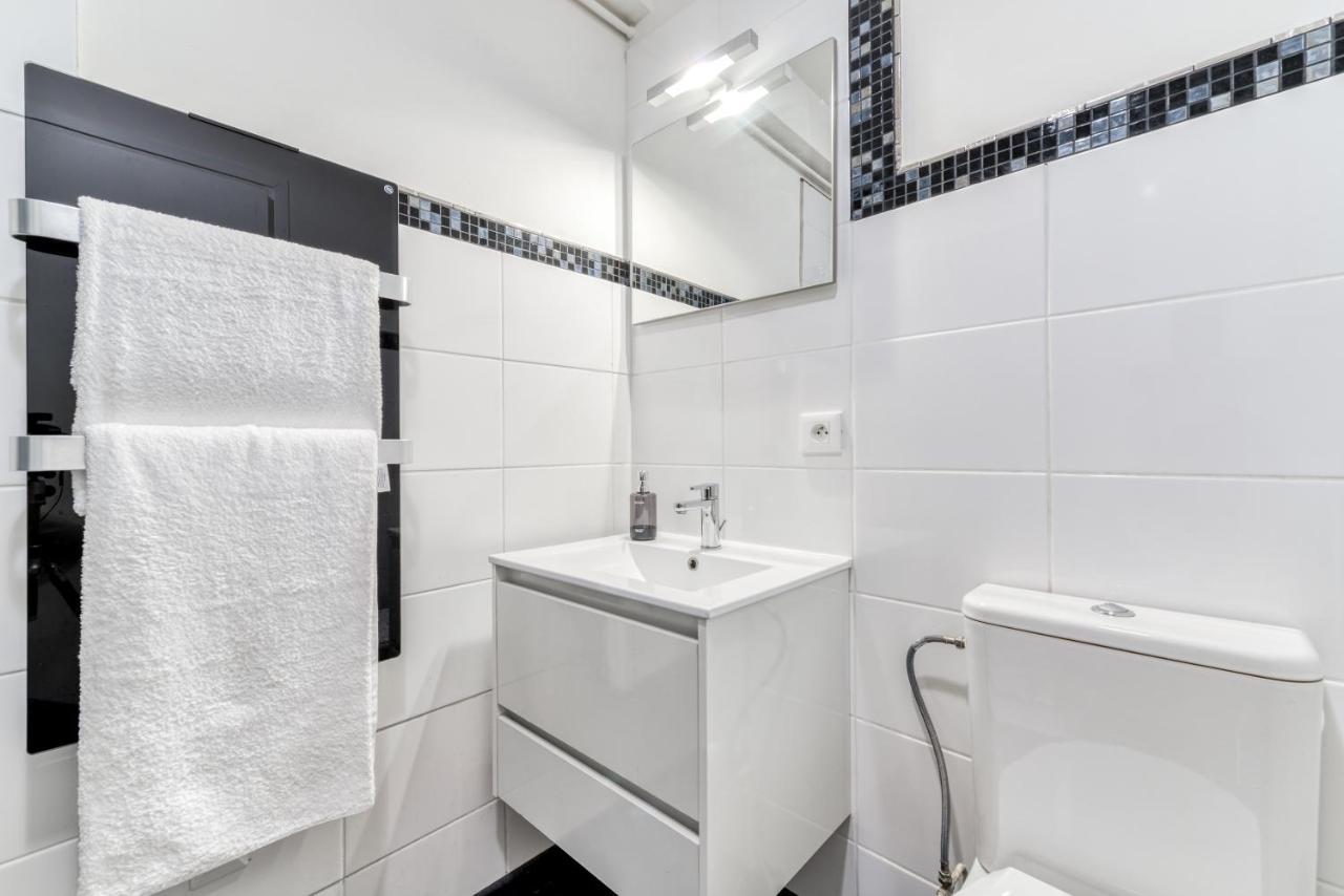 Les Couleurs Du Monde ! Parking Et Balcon Apartment Carcassonne Ngoại thất bức ảnh